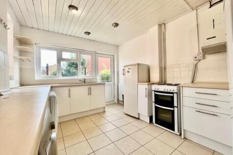 Room 3, Tachbrook Road, Leamington Spa photo 2
