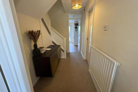 Drovers Way, Hatfield photo 5