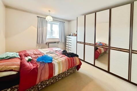 0db41152-BED 20ON...