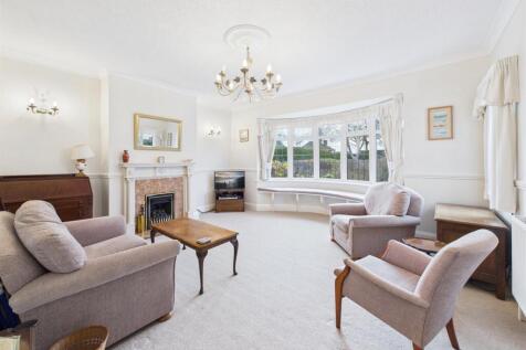 Lounge: