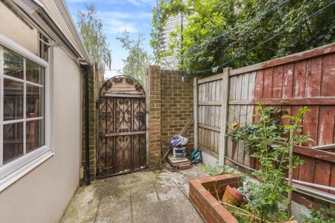 Utility Room/Outer Area