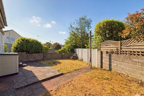 Treloweth Close 14 - Garden Three NEW.jpg