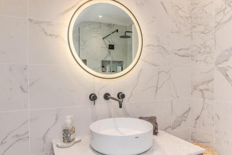 Shower Room - C.jpg