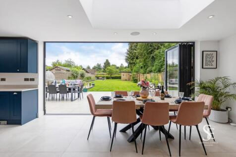 Open-plan dining