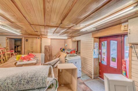 Wellbank Shop 13 Kellas Road Wellbank-9.jpg