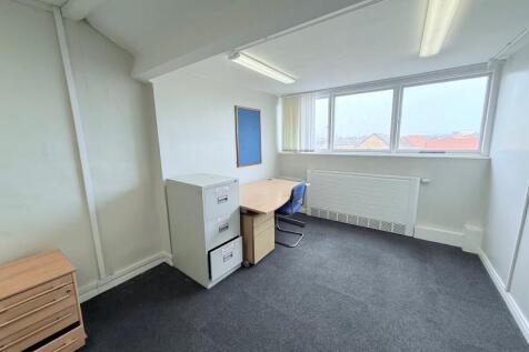 Office for sale Image 3