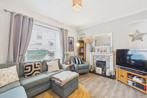 Living room 2