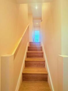 flat2thevaults4.jpg