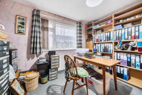 1389341-2-693ff30...