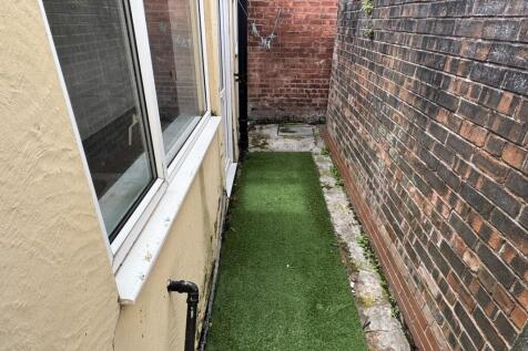 Outside - Rear