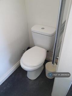 Ensuite Toilet