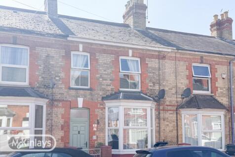 3 Bedroom Terraced for Rent