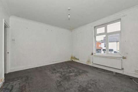 96 Sedgley Road, Woodsetton, Dudley, DY1 4NG