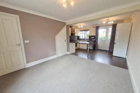Falklands Close, Ermine West, Lincoln, LN1 photo 4
