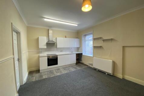 Flat 20 High Street - kitchen.jpg