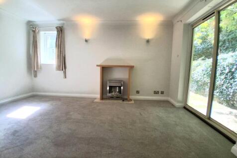 Dorchester Close, Headington, Oxford, Oxfordshire, OX3 photo 3
