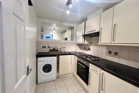 flat 3 sylvan photo 1.jpg