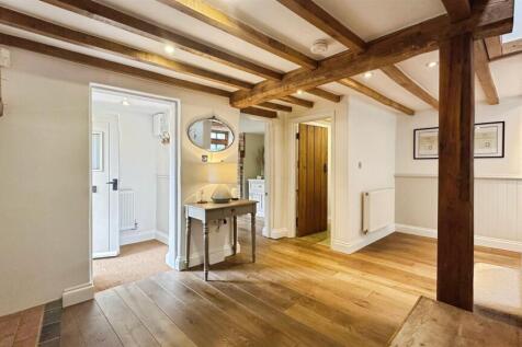 8458148e--40E4-B393-CC23D6FCABBD-79569-00001948D7E