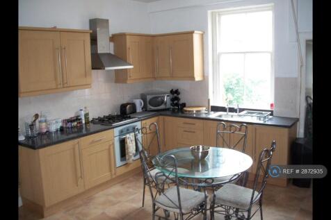 Open Plan Kitchen / Lounge