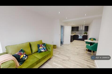 Living/Kitchen Area