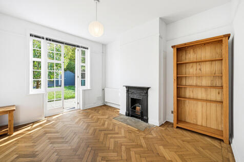 Holyoake Walk, Ealing, London, W5 photo 4
