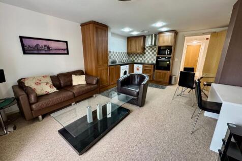 Lounge/Kitchen