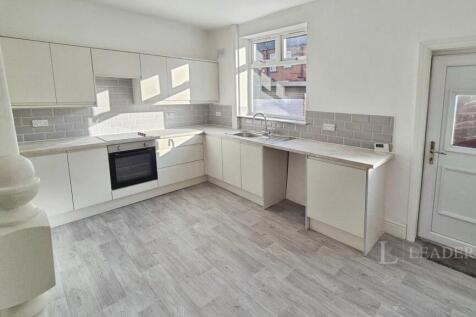 Parkdale Road, Bolton, Greater Manchester, BL2 photo 3