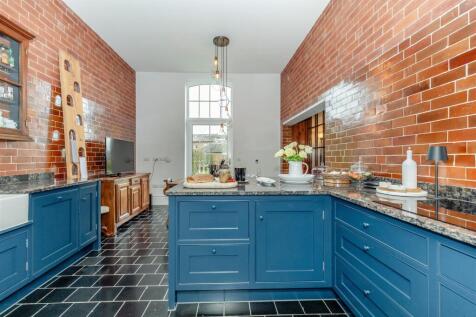 8680551-interior63.jpg