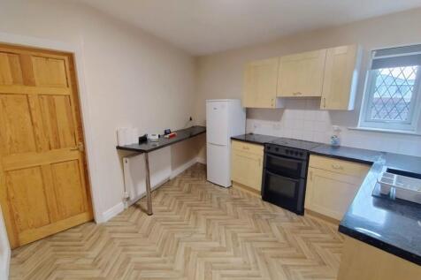 Gateford Road, Worksop, S81 photo 3