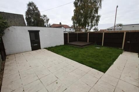 Beech Road, Benfleet , Essex photo 4
