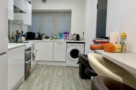 3-bed house on Moor Street, Lancaster, £2,119/mo
