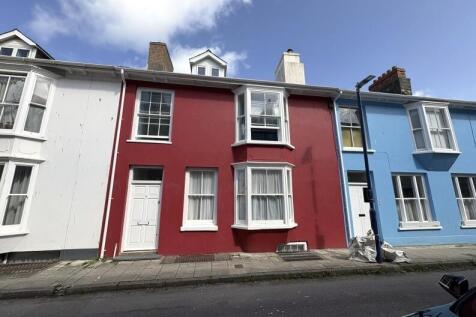 5 Bed Terraced