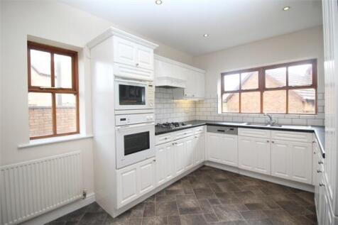 Menzies Court, Shenley Lodge photo 4