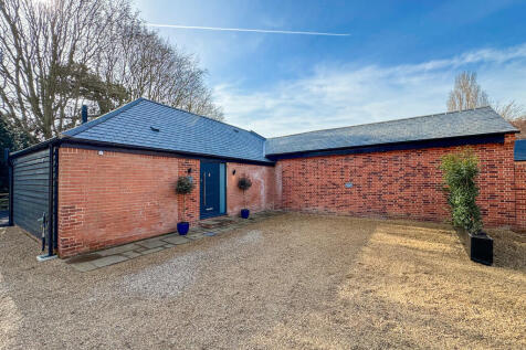 Clacton-on-sea, CO16 - property photo