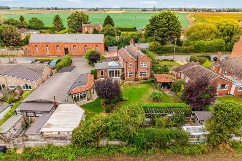 80 Risegate Road (Gosberton)-3.jpg