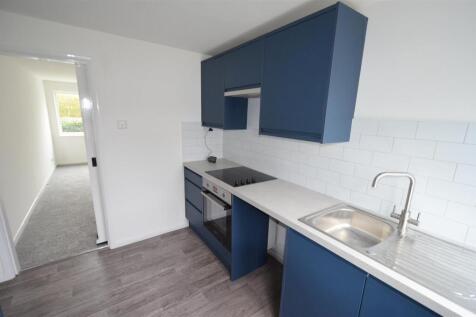 kitchen 2.jpg