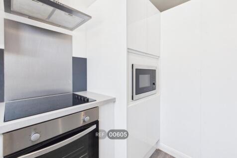 Kitchen &amp; Living area