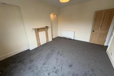 The Grove, Bedford, MK40 photo 3