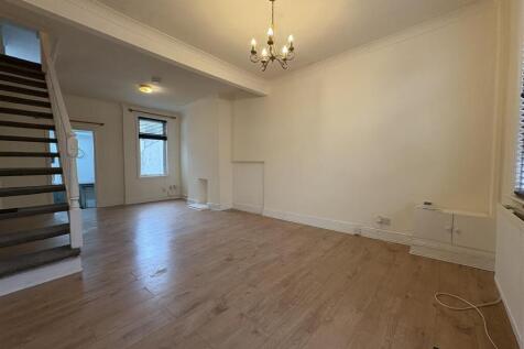 Living room 1