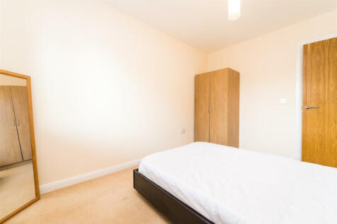 Carroun Road, London, SW8 photo 3