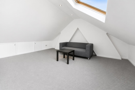 Myddleton Road, Uxbridge photo 3