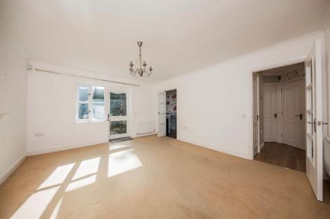 19-willicombe-park-property (5).jpg