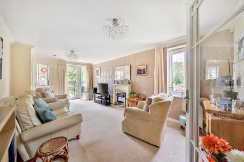 Greenacres Lodge, Warlingham, Surrey photo 3
