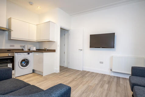 54 North Road East, Flat 4 photo 5