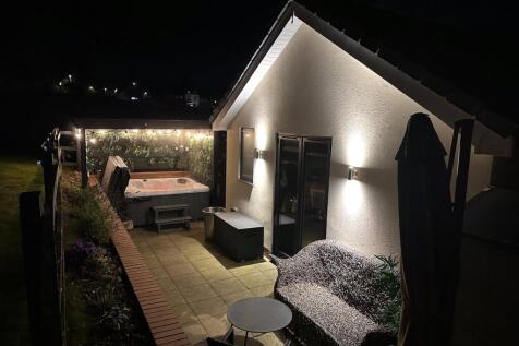 Rear Garden - Night