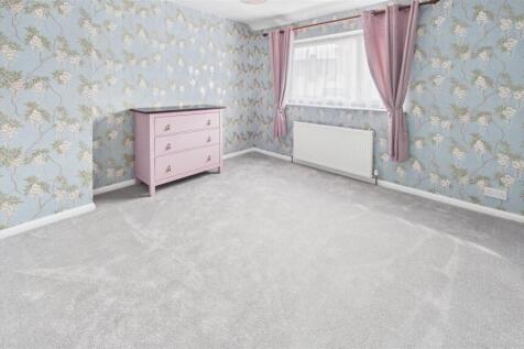 bed 1.jpg