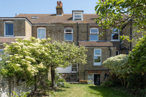 349243 - 23WindsorAvenue_HighRes-58.jpg