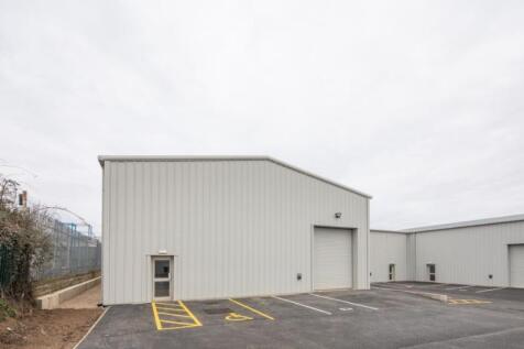 Light Industrial to rent Image 9