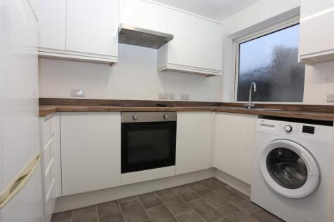 2-bed flat on Clarendon Place, Portslade, Brighton, £1,295/mo