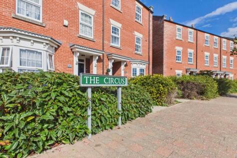 EweMove Spalding - The Circus - Front of House